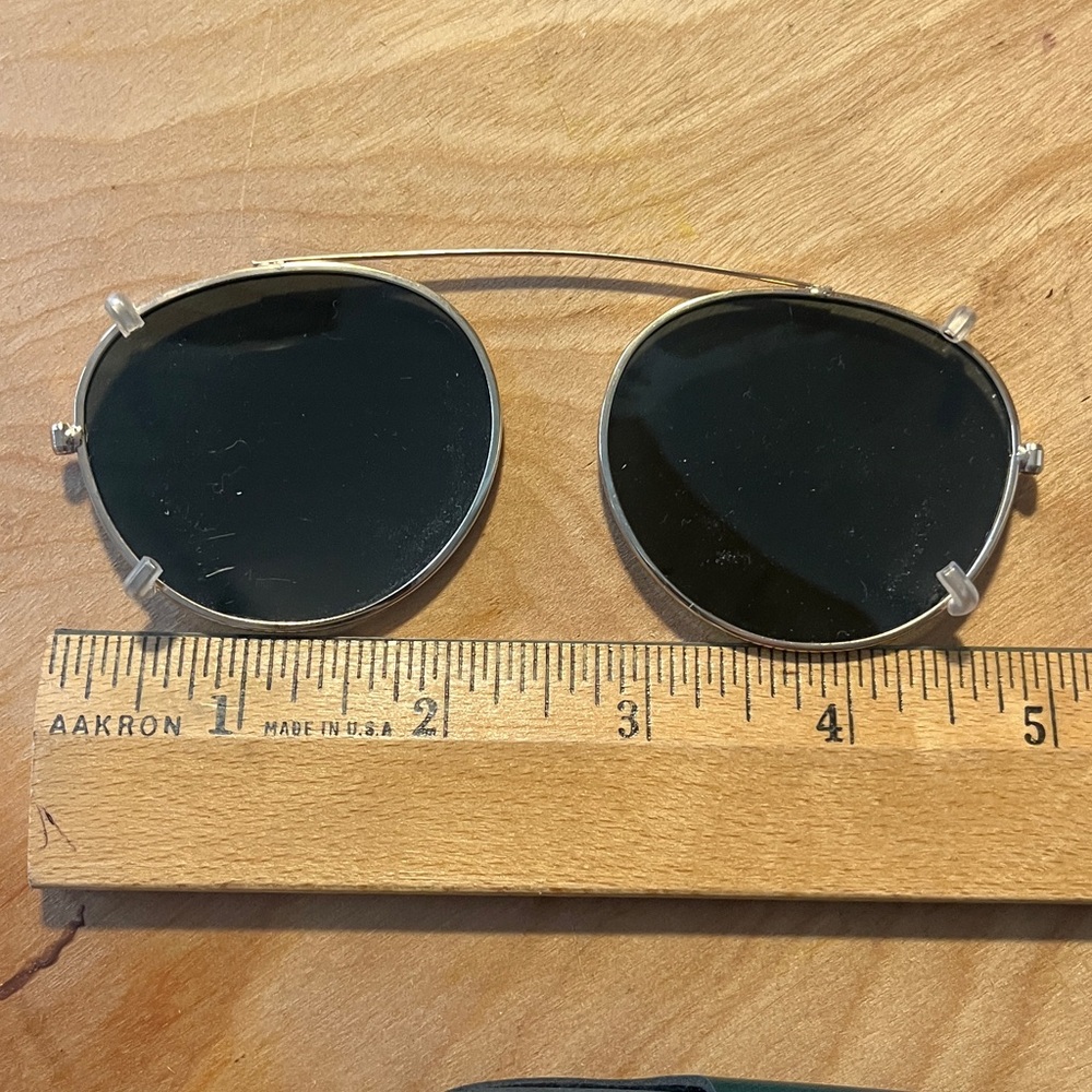 Laura Ashley clip-on Sun shades lenses [Gold+Tortoise Shell Design] with Case - Picture 3 of 6